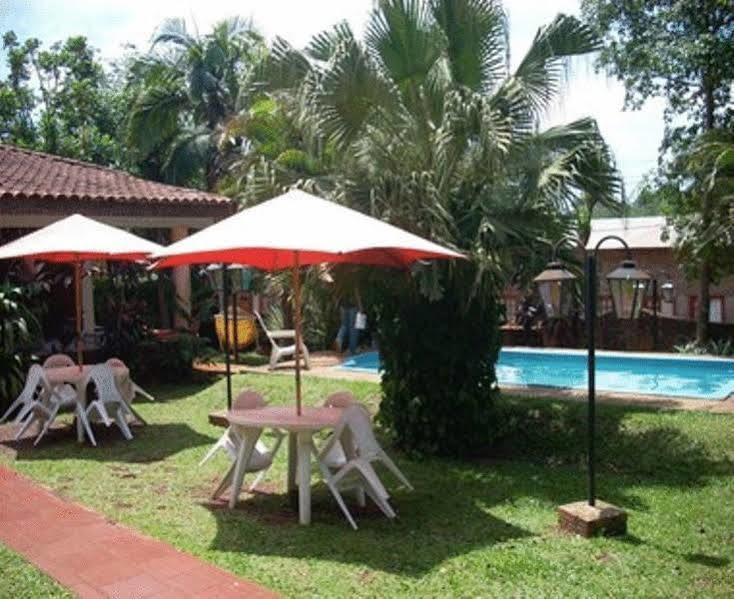 El Guembe Hostel House Puerto Iguazú Zewnętrze zdjęcie